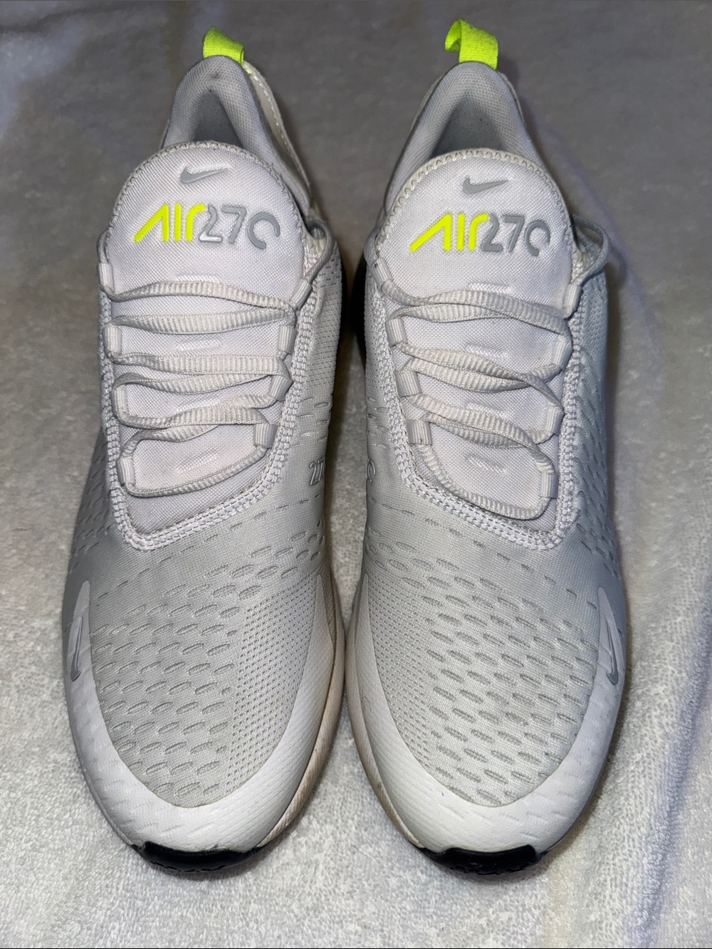 Nike Air270 Men's Sneakers in Light Gray with Neon Yellow Accents